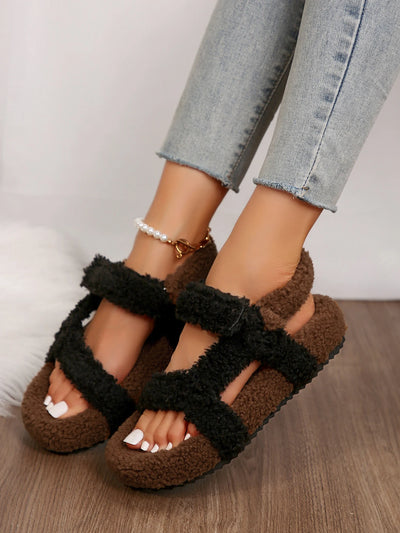 Lightweight Comfortable Sandals Woman Winter Warm Plush Sandals Ladies Brand Design Thick Sole Teddy Fur Outdoor Slipper Shoes