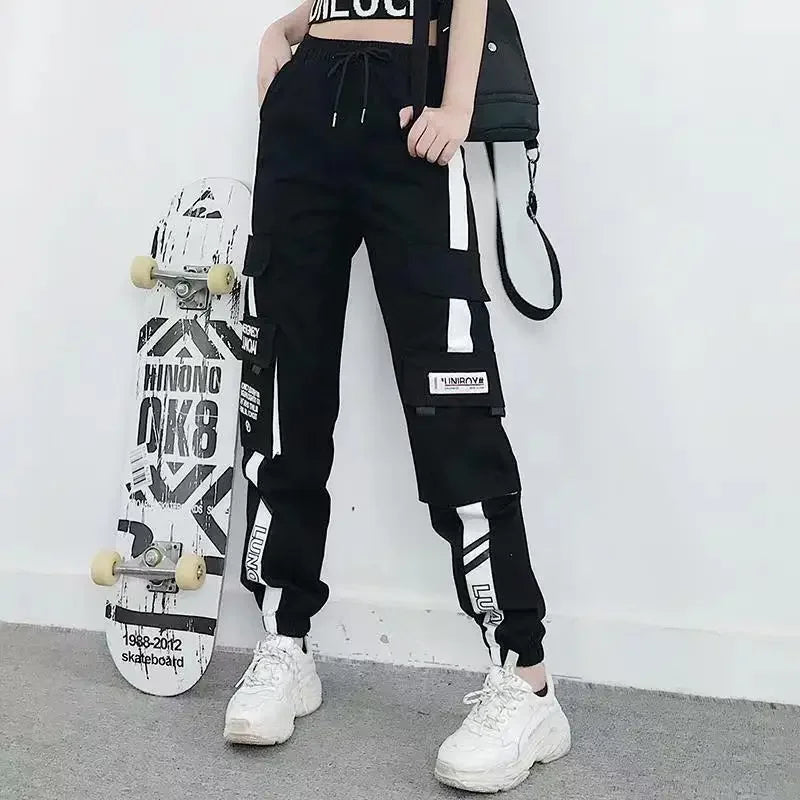Hip Hop Women's Sweatpants Sports Fashion Cargo Pants Female Korean Harem Pants Black Loose Casual Joggers Plus Size Trousers