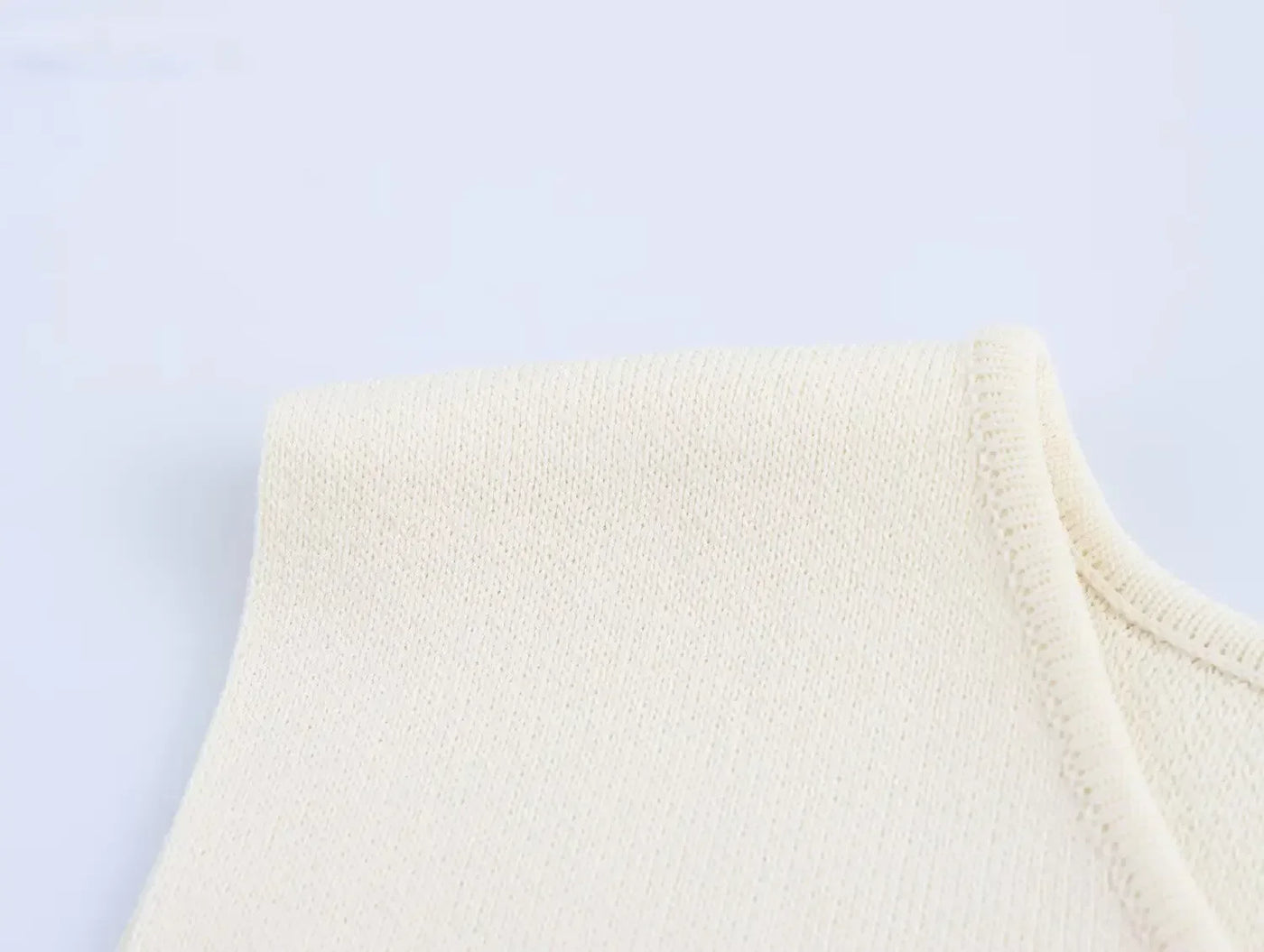 TRAFSHE Woman Side Buttons Knitted Vest Casual Slim Sleeveless High Low Hem O Neck Tanks Y2K Autumn Crop Top 9598/133