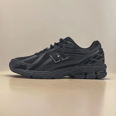 New Fashion Men's and Women's Running Basketball Shoes Couple Retro Casual Shoes Classic Sneakers
