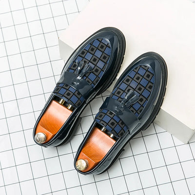 Fashion Brand Spring Tassel Patent Leather Glossy Men's Leather Shoes Business Dress Shoes New Comfortable Groom Wedding Shoes