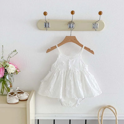 White Embroidered Suspender Bag for Baby Girl, Summer Baby Jumpsuit, Sleeveless Newborn Full Moon Princess Dress