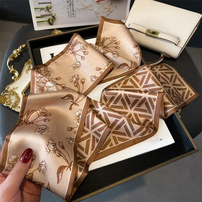 2025 Horse Print Skinny Ribbon Women Scarf Fashoin Hair Hand Wirst Folard Neck Tie Lady Headband Scrunchie Echarpe Silk Scarves