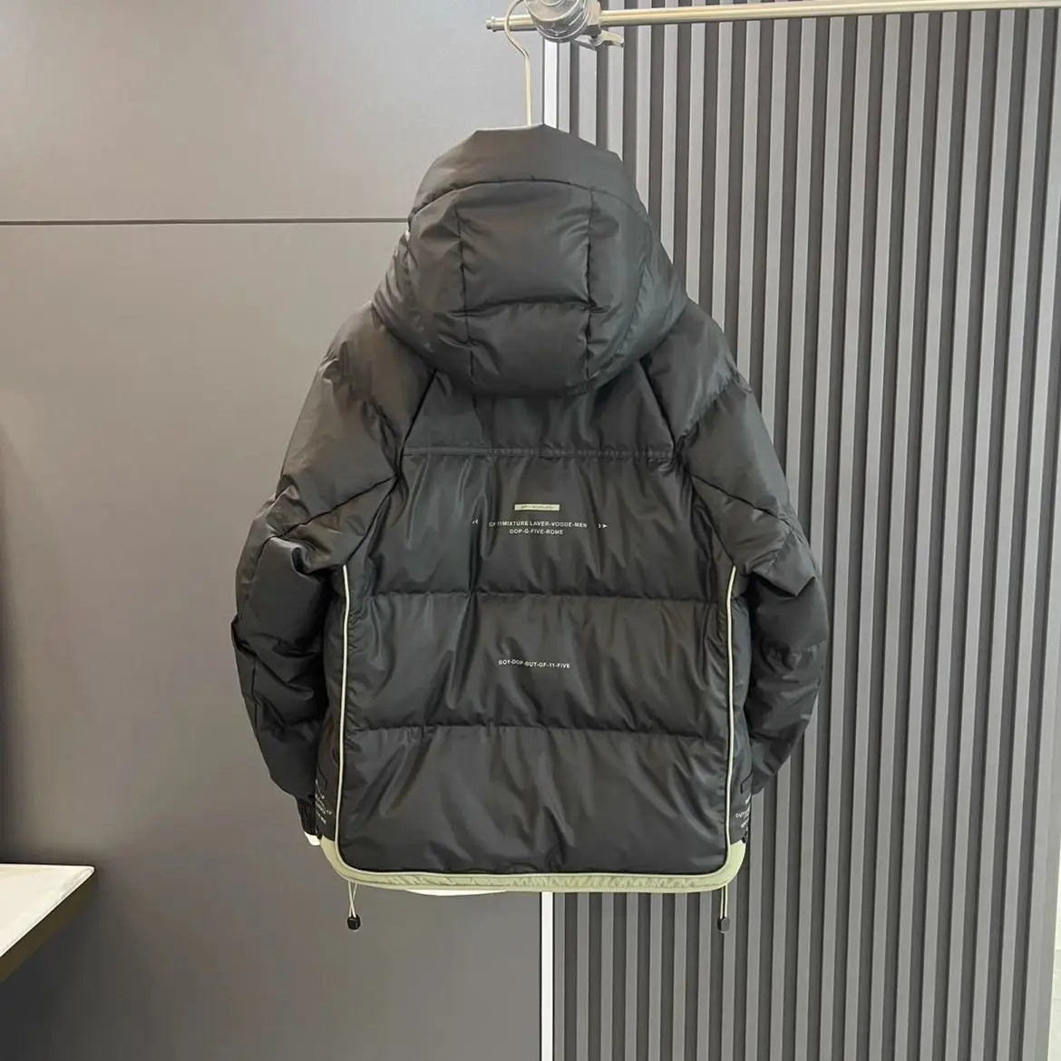 2025 Winter Thick Parkas Handsome Down Jacket Trendy High End Workwear PU Leather Top High Street Outdoor White Duck Down Coat