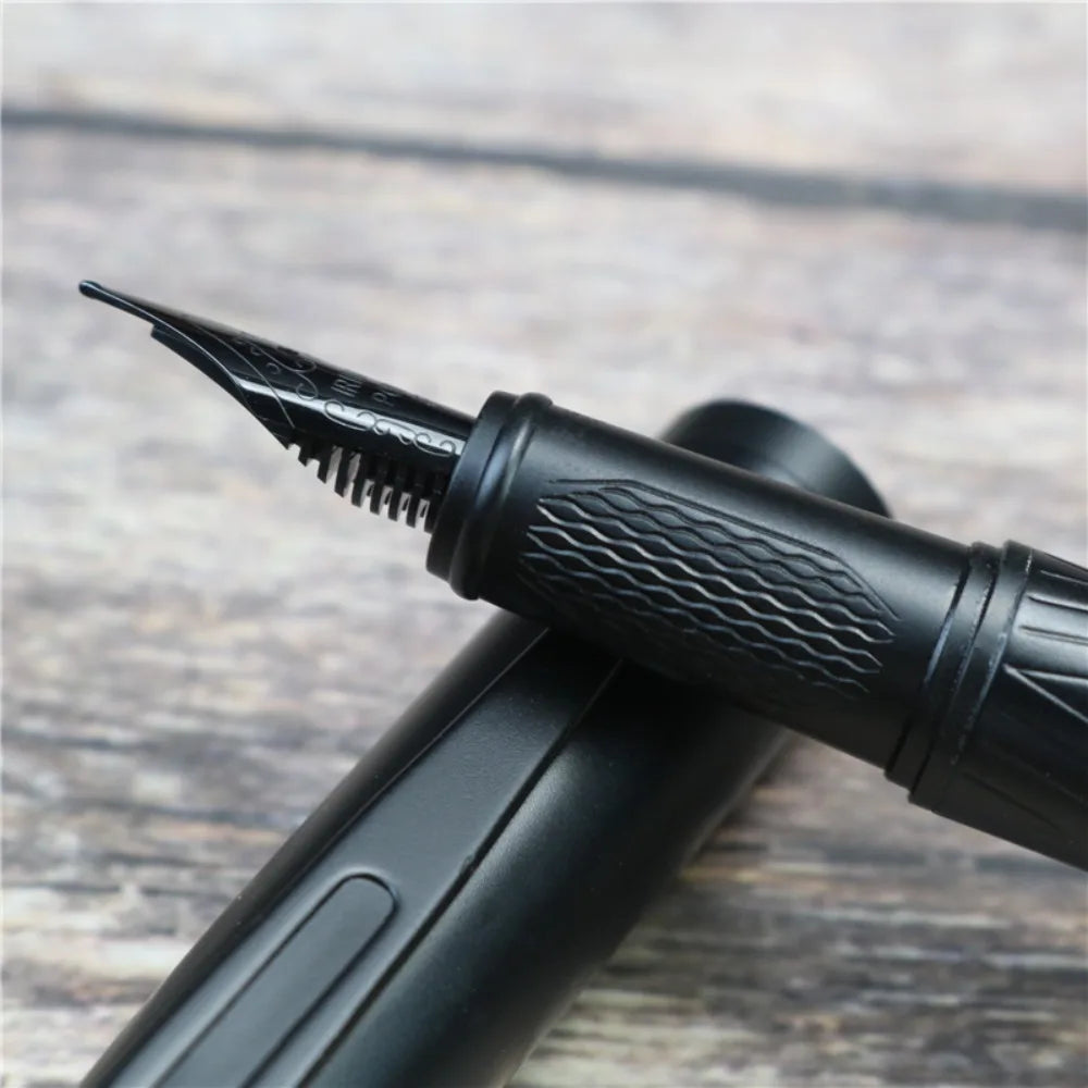 Titanium Nib Black Samurai Fountain Pen 0.5mm Nib Tree Texture Metal Fountain Pen Refillable Smooth Ink Pens Writing Supplies