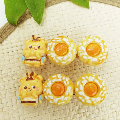 Cute Bread Bear Hair Clip Sweet Bangs Clip for Girls Fashion BB Clips Cartoon Side Clips Cards Headwear Women Lovely Accessories
