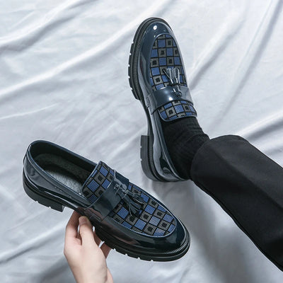 Fashion Brand Spring Tassel Patent Leather Glossy Men's Leather Shoes Business Dress Shoes New Comfortable Groom Wedding Shoes