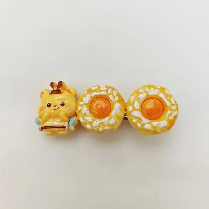 Cute Bread Bear Hair Clip Sweet Bangs Clip for Girls Fashion BB Clips Cartoon Side Clips Cards Headwear Women Lovely Accessories