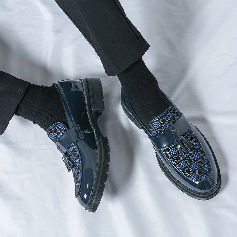 Fashion Brand Spring Tassel Patent Leather Glossy Men's Leather Shoes Business Dress Shoes New Comfortable Groom Wedding Shoes