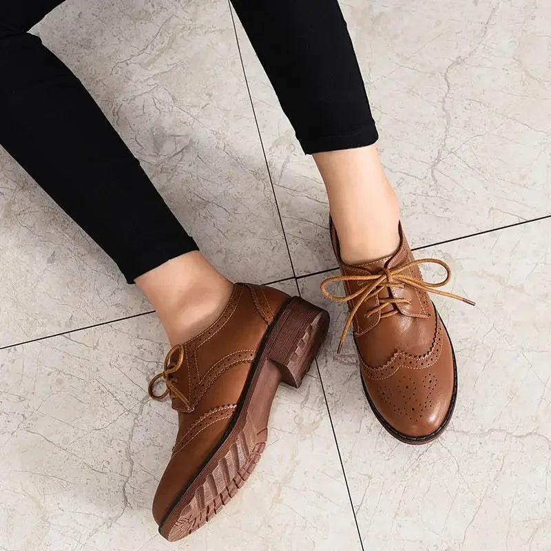 British style single shoes for women 2024 college style carved rough heeled leather shoes with student straps Oxford shoes