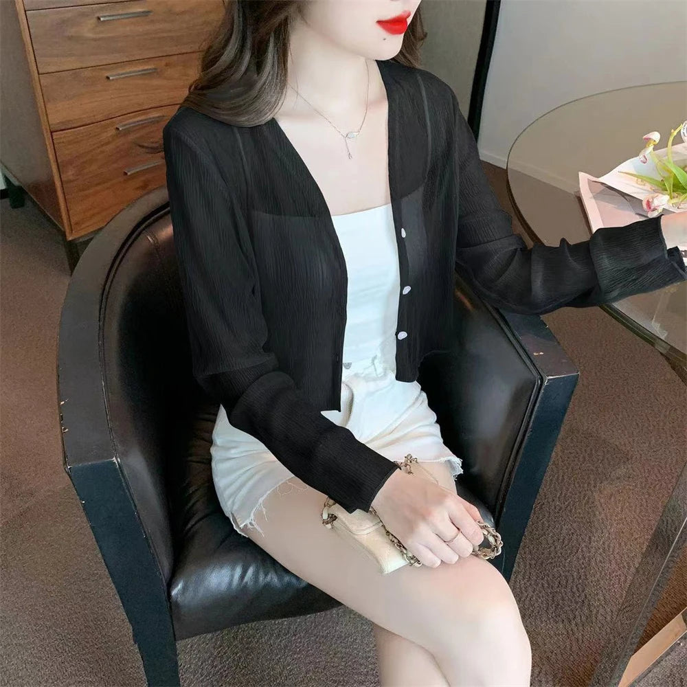Ice silk sun protection clothing for women in summer, thin chiffon cardigan with camisole skirt, outer cover, small shawl jacket