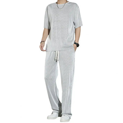 1 Set New Men Summer T-shirt Pants Sports Set men's fitness pants shirt running yoga Fashionable Casual Sports Trousers