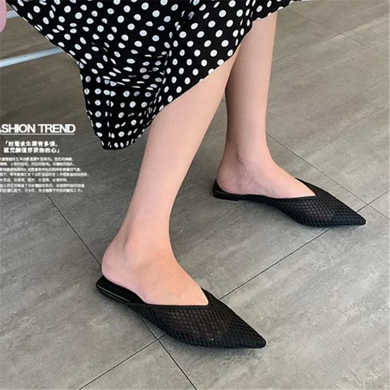 Women's Pointed Toe Slippers 2024 Summer Designer Mesh Beach Flat Shoes Slides Outside Mules Gladiator Sandals Zapatos De Mujer