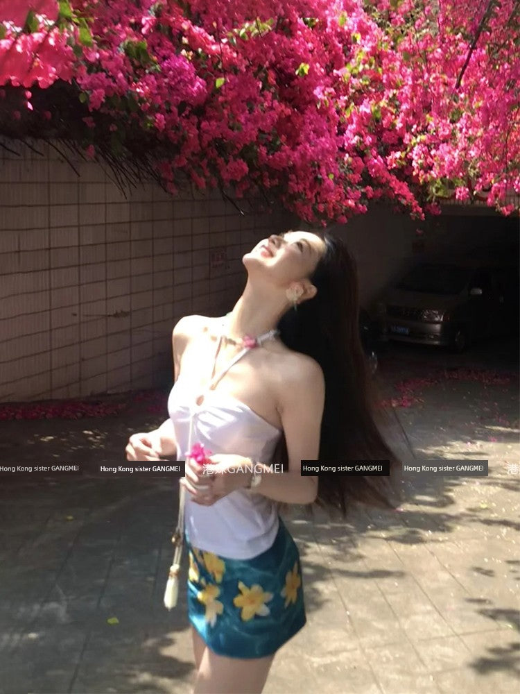 Seaside Vacation Style Suit Pure Desire Stylish White Halter Tube Top Blue Shirt Floral Skirt Two-piece Set