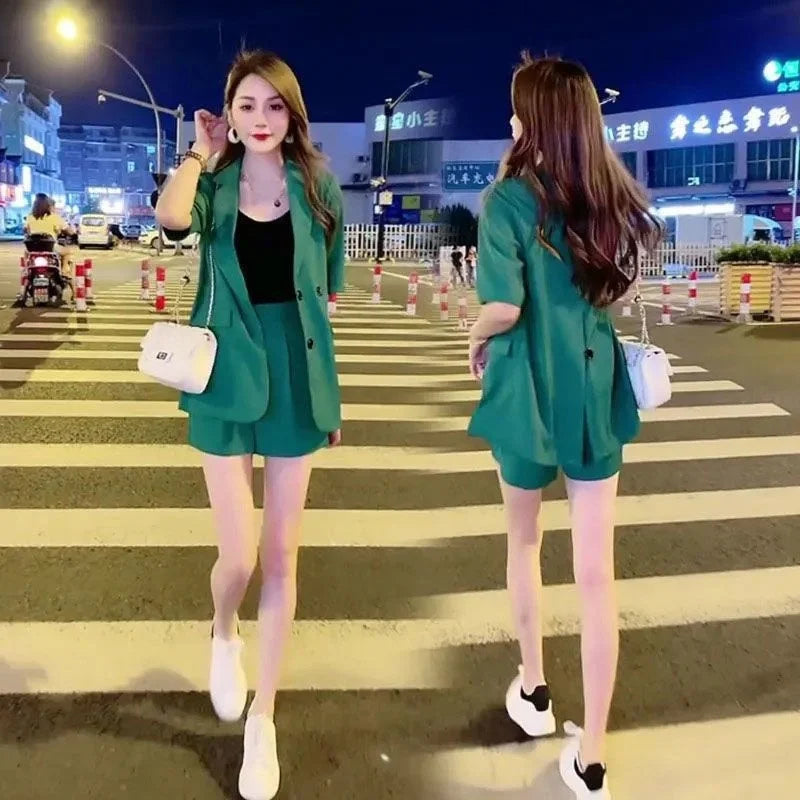 Women's 2025 New Summer High-end Fashion Outfits And Suit Collar Short Sleeve Solid Coat Pop Shorts Two Piece Set Women Clothing