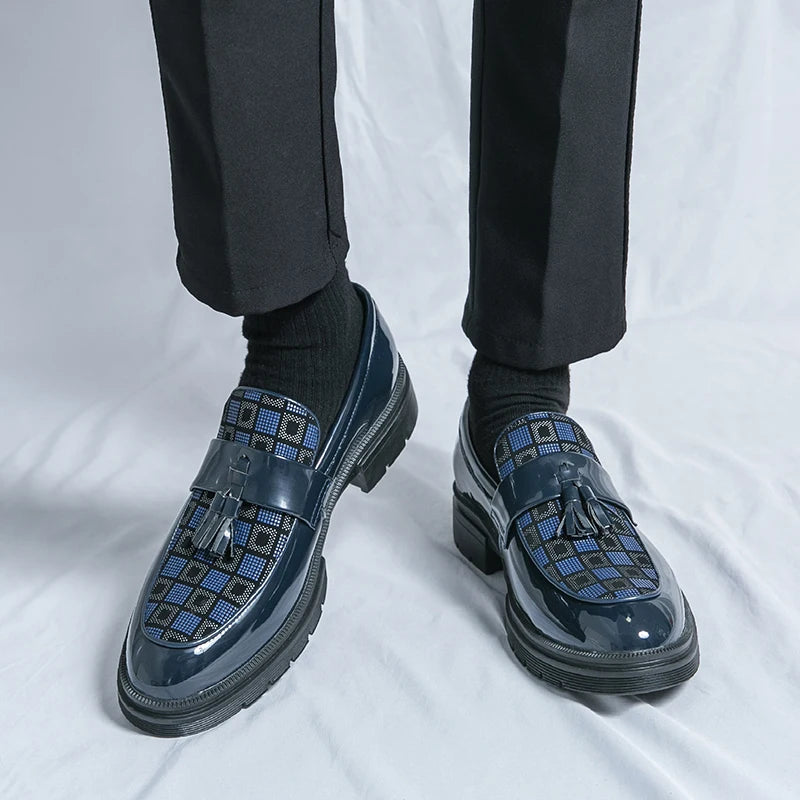 Fashion Brand Spring Tassel Patent Leather Glossy Men's Leather Shoes Business Dress Shoes New Comfortable Groom Wedding Shoes