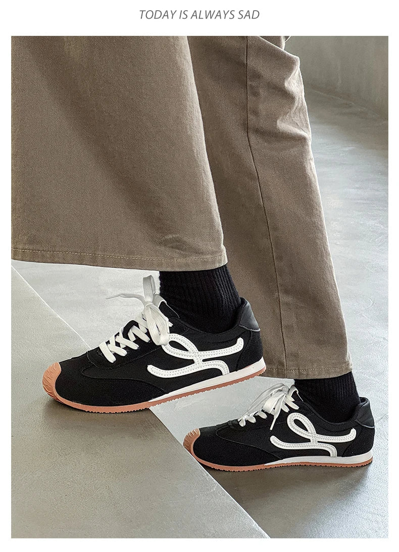 2025 Classic Luxury Brand Women's Ballet Runner 2.0 Casual Sneakers Fashion Lightweight Gump Shoes German training shoes