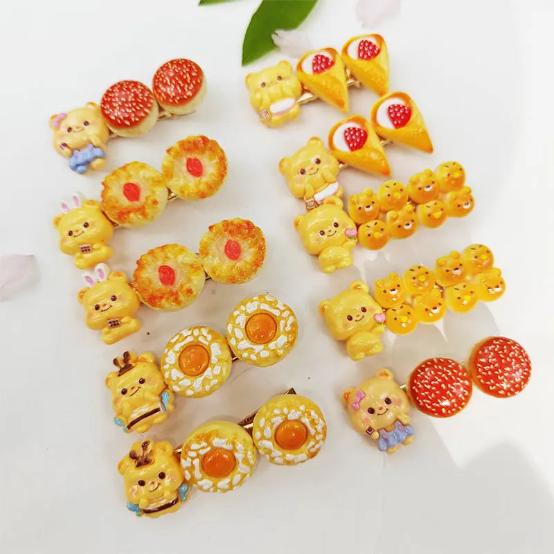 Cute Bread Bear Hair Clip Sweet Bangs Clip for Girls Fashion BB Clips Cartoon Side Clips Cards Headwear Women Lovely Accessories