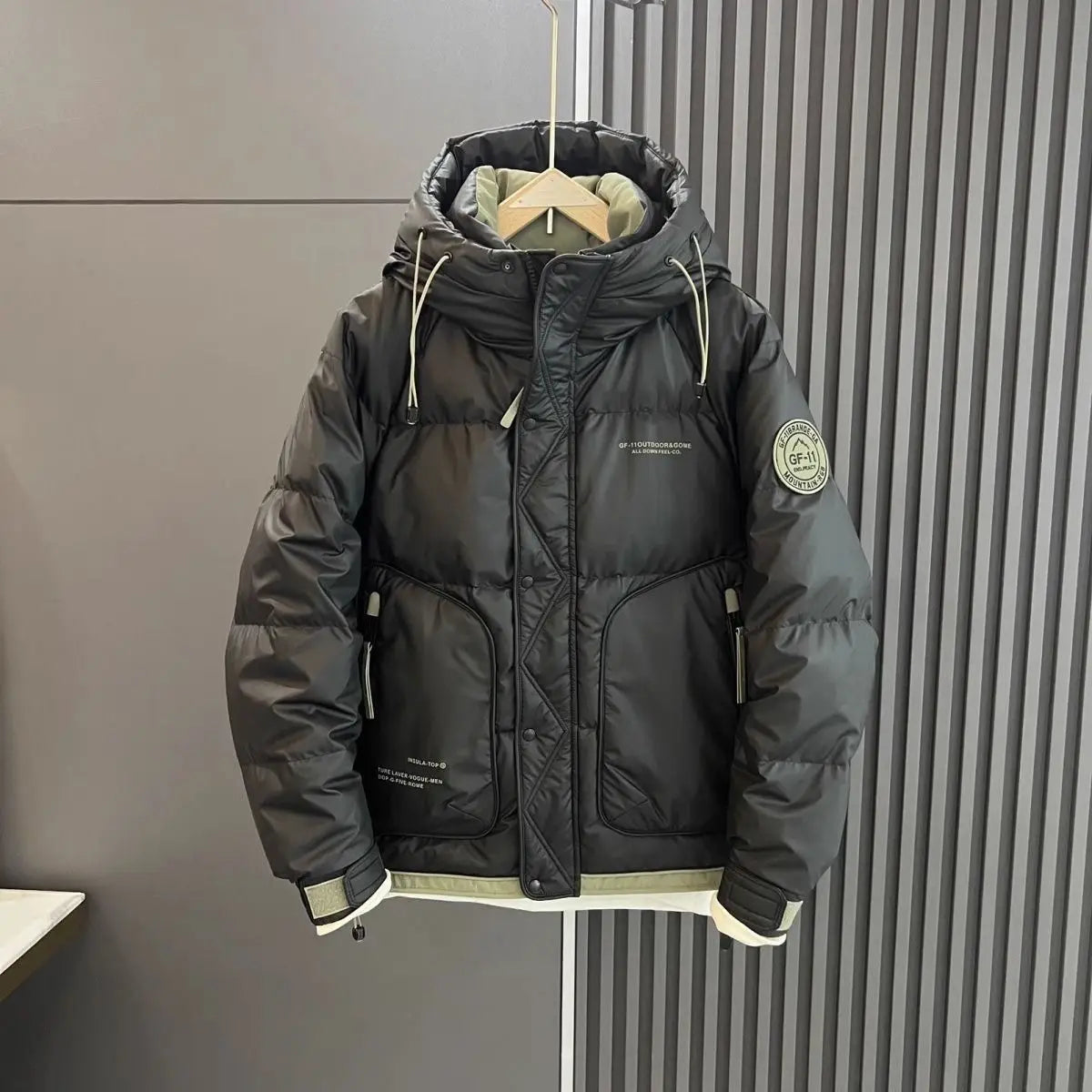 2025 Winter Thick Parkas Handsome Down Jacket Trendy High End Workwear PU Leather Top High Street Outdoor White Duck Down Coat