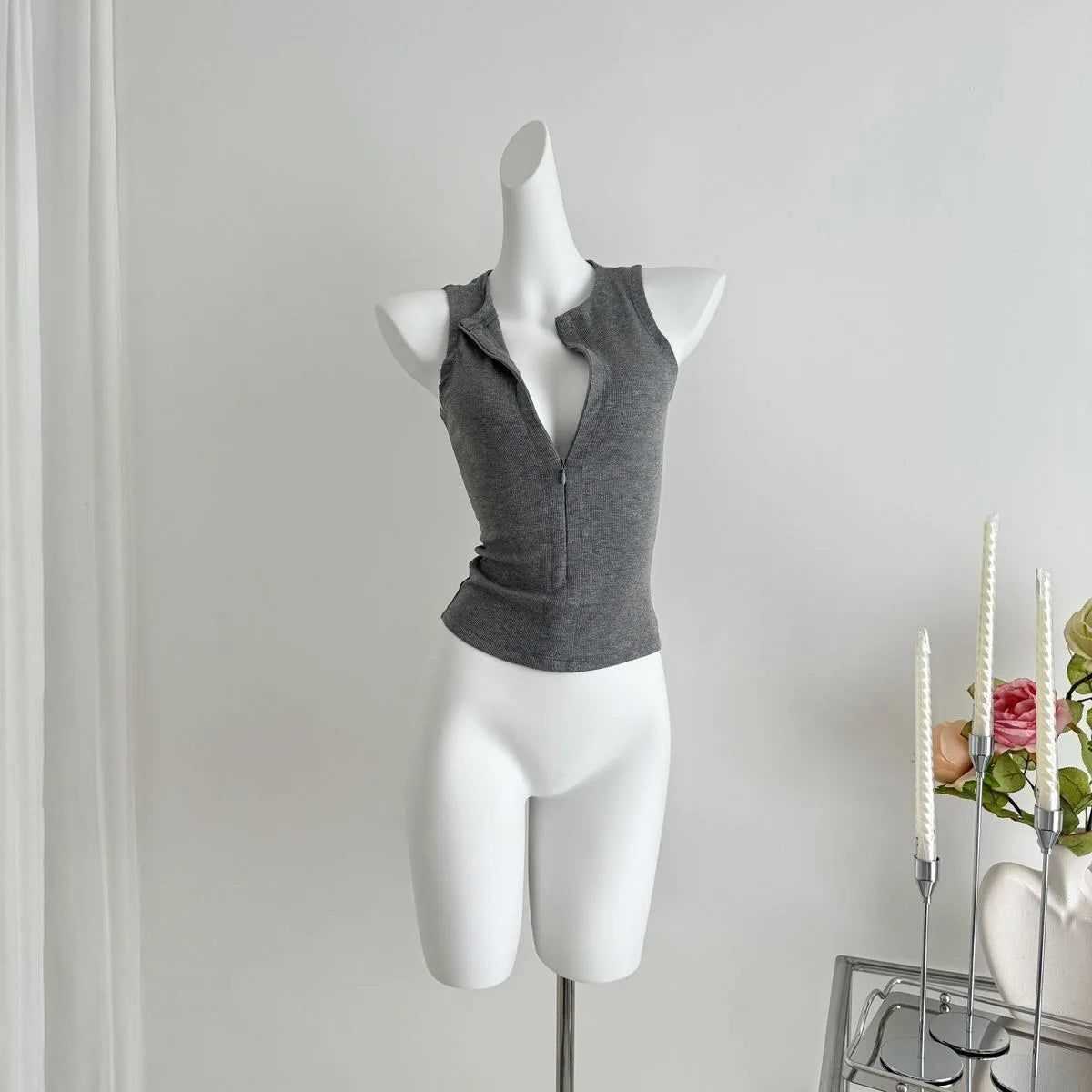 Women's Sleeveless Zip-Up Crop Top Korean Style Slim Fit Summer Vest Sexy Casual Camisole for Women Fashion Streetwear Basic Tee