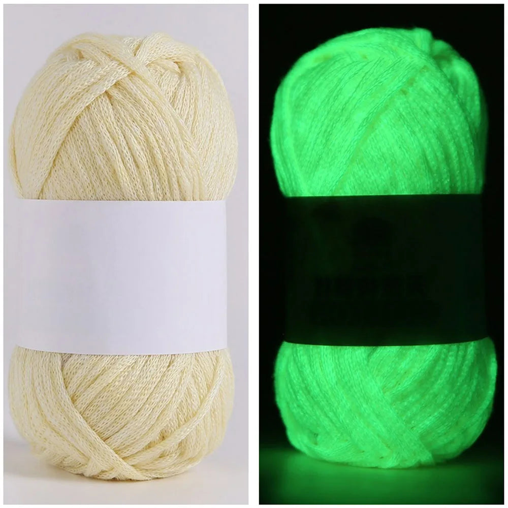 50g/Ball 4mm 80 Meters Luminous Yarn Fluorescent Glow in The Dark Yarn for DIY Arts Crafts Knitting Sweater Hat Scarf Thread