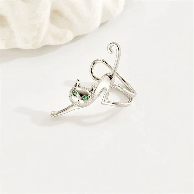 1 Pc Gold Color Funny Climbing Cat Clip Earring for Women Cute Animal  Kitten Without Piercing Earbone Earring Party Jewelry