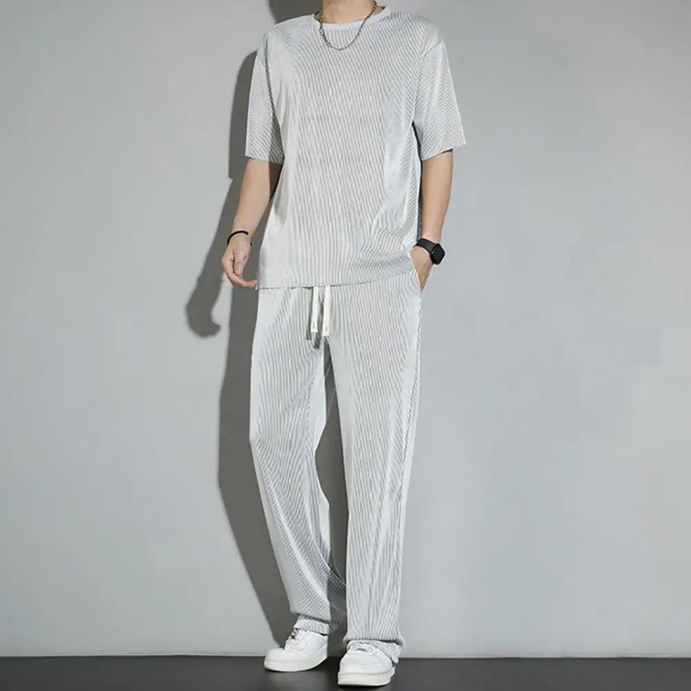 1 Set New Men Summer T-shirt Pants Sports Set men's fitness pants shirt running yoga Fashionable Casual Sports Trousers