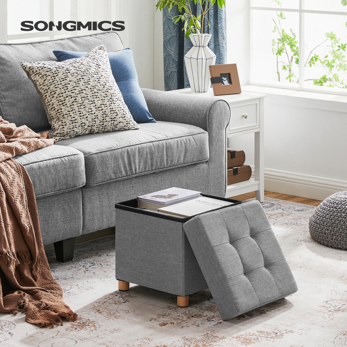 Storage Ottoman, Padded Foldable Bench, Chest with Lid, Solid Wood Feet, Space-Saving, Holds up to 300 kg, for Bedroom