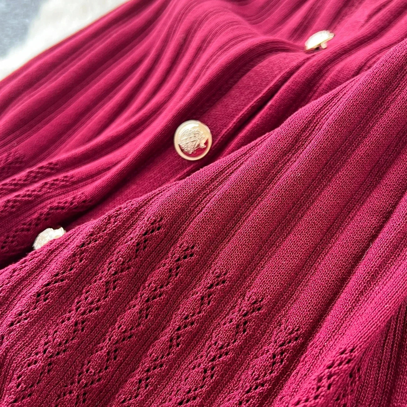 Women's Round Neck Sleeveless Dress Single-breasted Chic Elasticated Waist Slim Long Skirt   New High Quality Knitted Dress