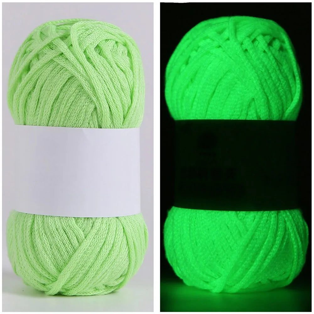 50g/Ball 4mm 80 Meters Luminous Yarn Fluorescent Glow in The Dark Yarn for DIY Arts Crafts Knitting Sweater Hat Scarf Thread