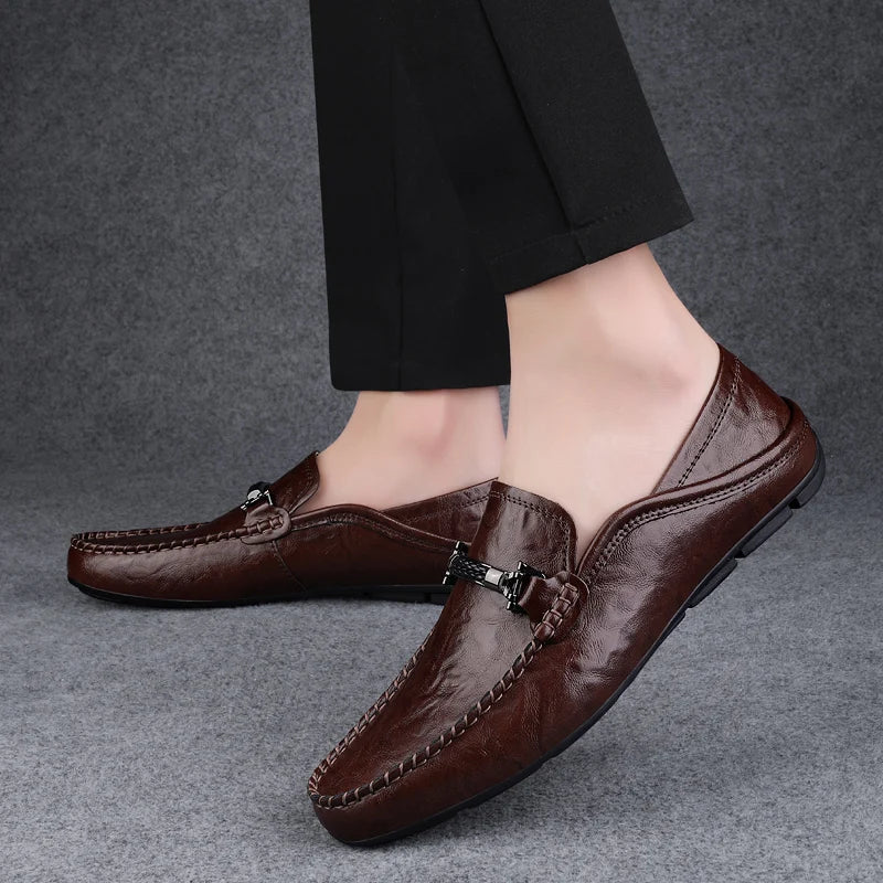 Men's breathable casual summer shoes with hollowed out men's driving shoes, high-quality men's business  genuine leather loafers