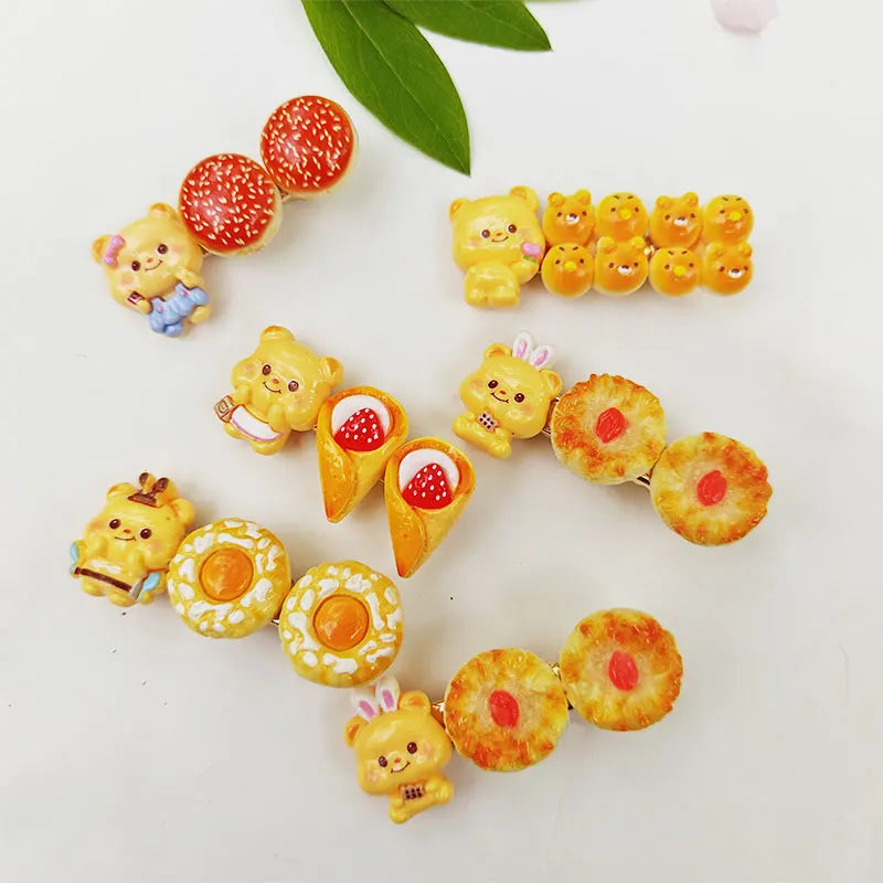 Cute Bread Bear Hair Clip Sweet Bangs Clip for Girls Fashion BB Clips Cartoon Side Clips Cards Headwear Women Lovely Accessories