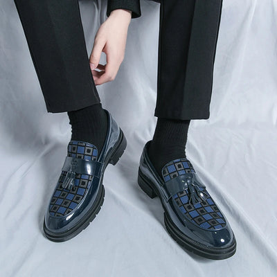 Fashion Brand Spring Tassel Patent Leather Glossy Men's Leather Shoes Business Dress Shoes New Comfortable Groom Wedding Shoes