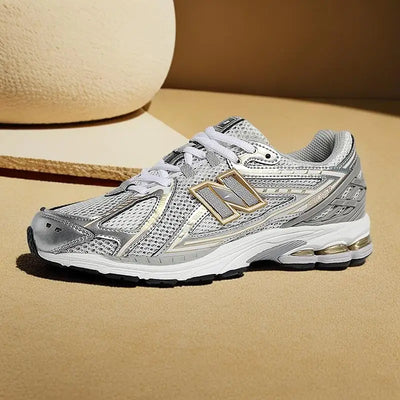New Fashion Men's and Women's Running Basketball Shoes Couple Retro Casual Shoes Classic Sneakers