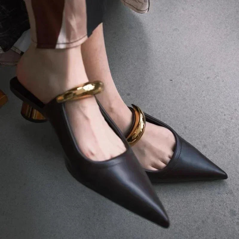 Chunky Pointed Toe Slippers Women Metal Buckle Retro Slides Female Comfy Fashion Low Heel Sandals Designer Mules Pumps Women