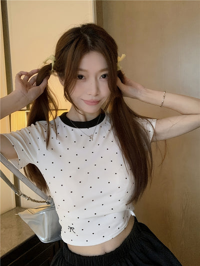 Summer Short Sleeve Cotton T-Shirt for Women - Fashionable Commute Style with Round Neckline, Knit Fabric, and Polka Dot Pattern - Japanese and Korean Series Collection