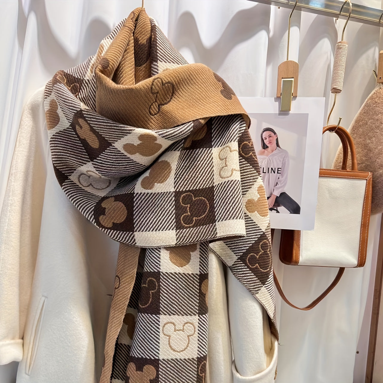 1pc Elegant Polyester Scarf for Women - Double-Sided Heart Check Pattern, Korean Tassel, Warm Shawl, Thick Versatile Wrap, Windproof, Decorative, Non-Elastic, Jacquard and Printed Design, Suitable for Mature Occasions