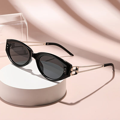 1 Pair of 2025 Fashion Cat-Eye Glasses for Women High-End Korean Slim Black Glasses Anti- Sun Visor