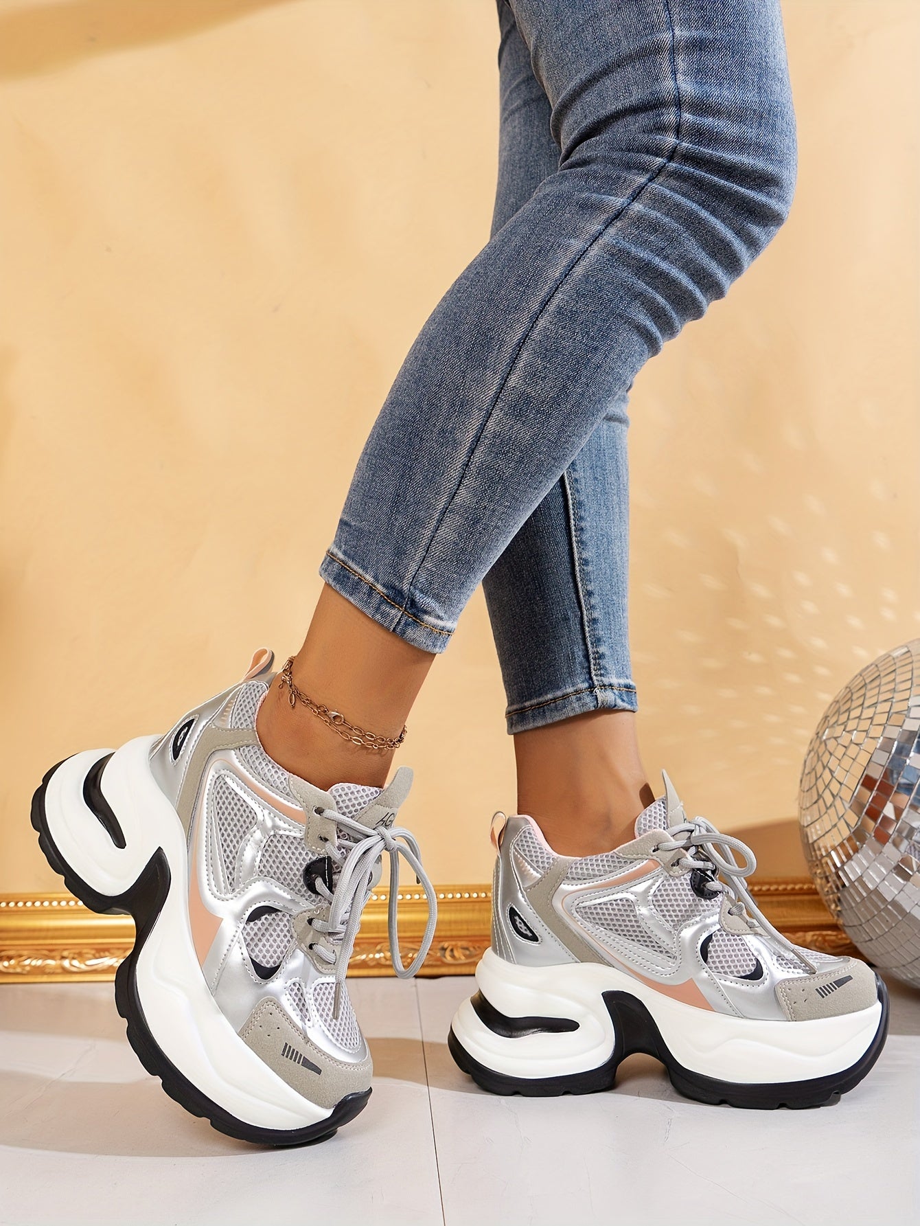Low-Top Sneakers