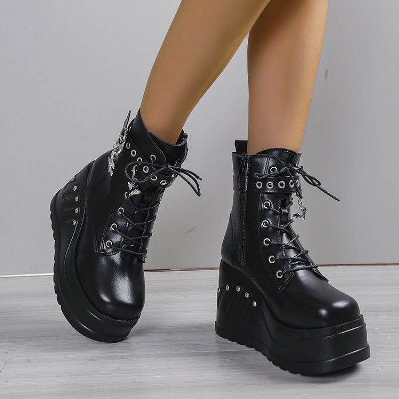 Women's Slip-On Chunky platform boots - Punk-chic ankle boots with non-slip rubber outsole, Faux Cover Shoes for Everyday & special events - Easy Slip-On Closure (Black), Wide Width Boots for Women, Womens Footwear, Woman Hig