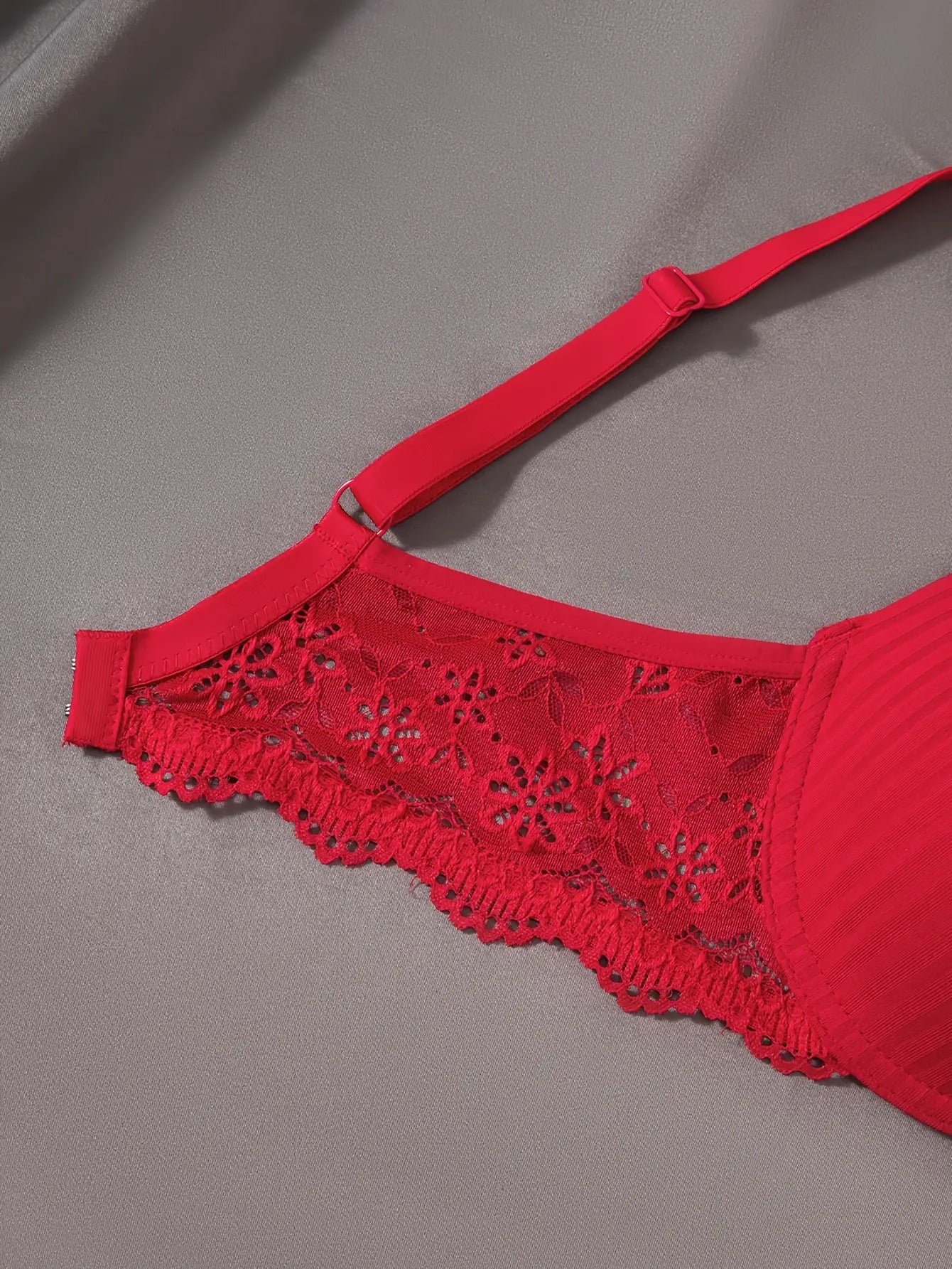 [6pcs] Elegant Striped Push-Up Bras