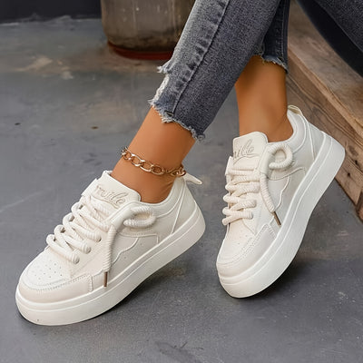 Low-Top Lace-Up Casual Sneakers