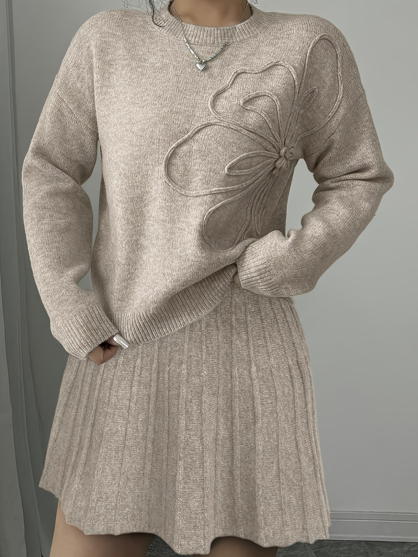2025 Autumn Winter New Two-Piece Solid Color Long Sleeve Embroidered Round Neck Pullover Sweater + Solid Color Pleated Skirt Nian Nian