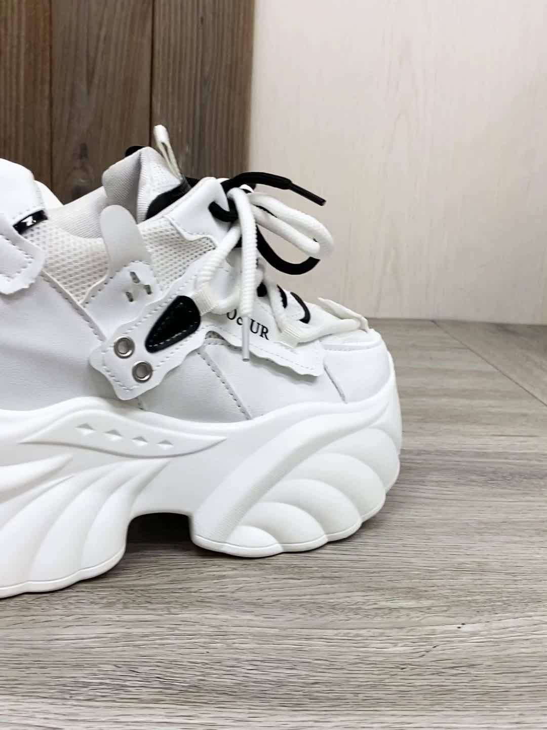 Women'S Chunky Platform Sneakers - Lightweight Low-Top Lace-Up Shoes with Thick Cushioned Sole, Breathable Fabric & Synthetic Cover Upper, All-Season Comfort for Casual & Formal Outfits, Chunky Shoes, Casual Footwear, Durable