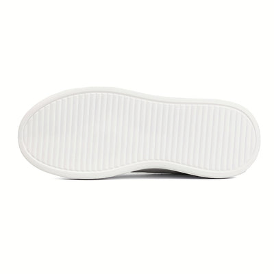 Casual Flat White Shoes, Versatile Korean Style for All Seasons, Harajuku Student Heart-Shaped Lace-Up Sneakers, Fashionable Lightweight Women'S Shoes, New Thick-Soled Platform Shoes.